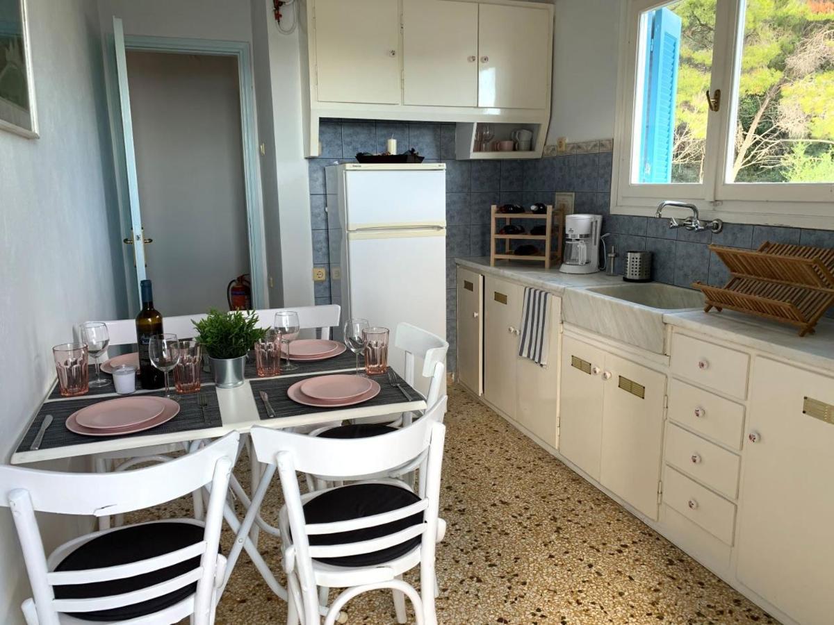 Villa Loula Apartment II Порос Экстерьер фото