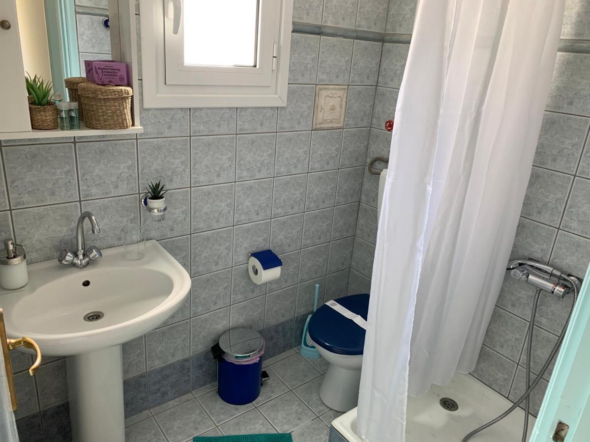 Villa Loula Apartment II Порос Экстерьер фото